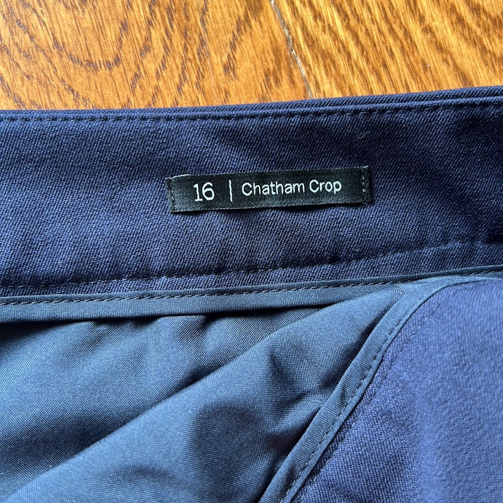 Navy blue stretch Chatham cropped pant with scalloped hem side zip 16 - Picture 4 of 8